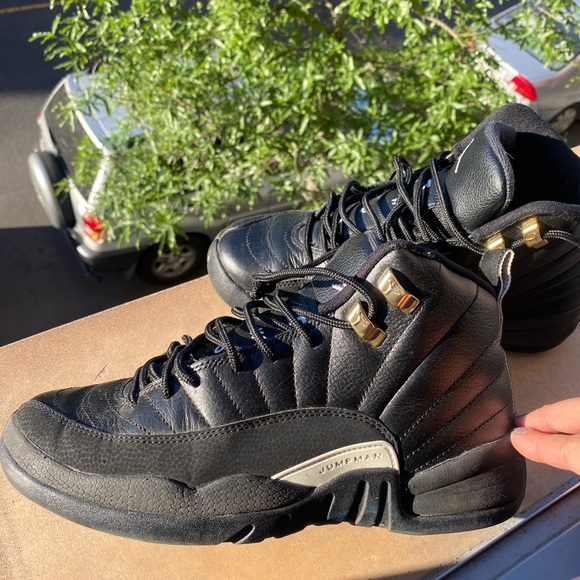 THE MASTER JORDAN 12 (GS) Boys size :6 - Picture 1 of 4